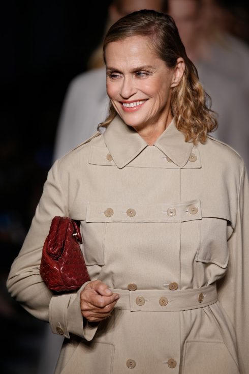 Nữ diễn viên Lauren Hutton