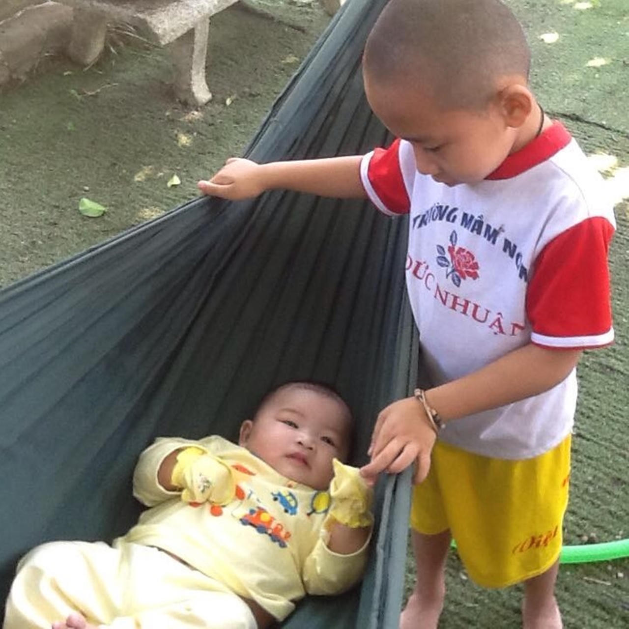 Sư thầy gần 30 năm xin trẻ bất hạnh về chùa cưu mang