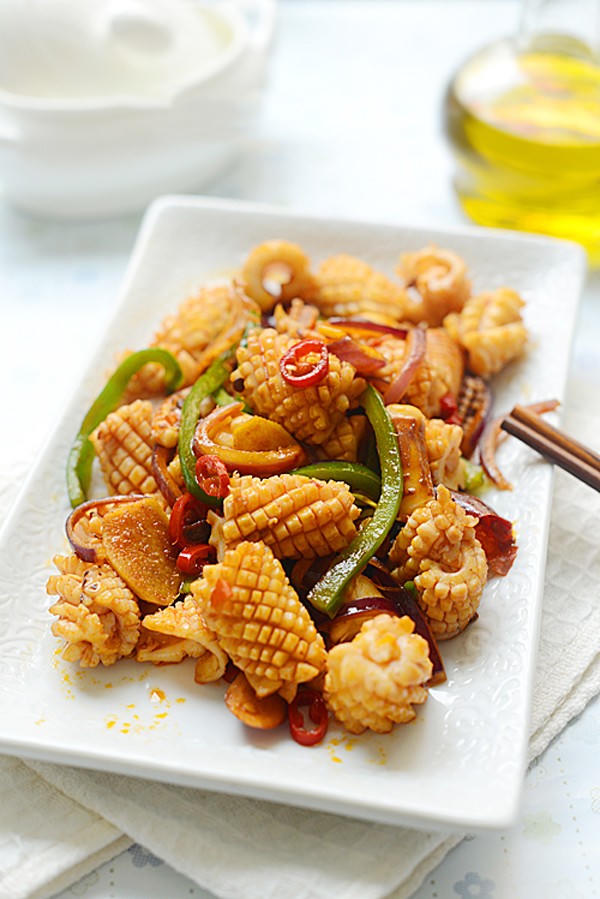 Kết quả hình ảnh cho mực rang trứng muối