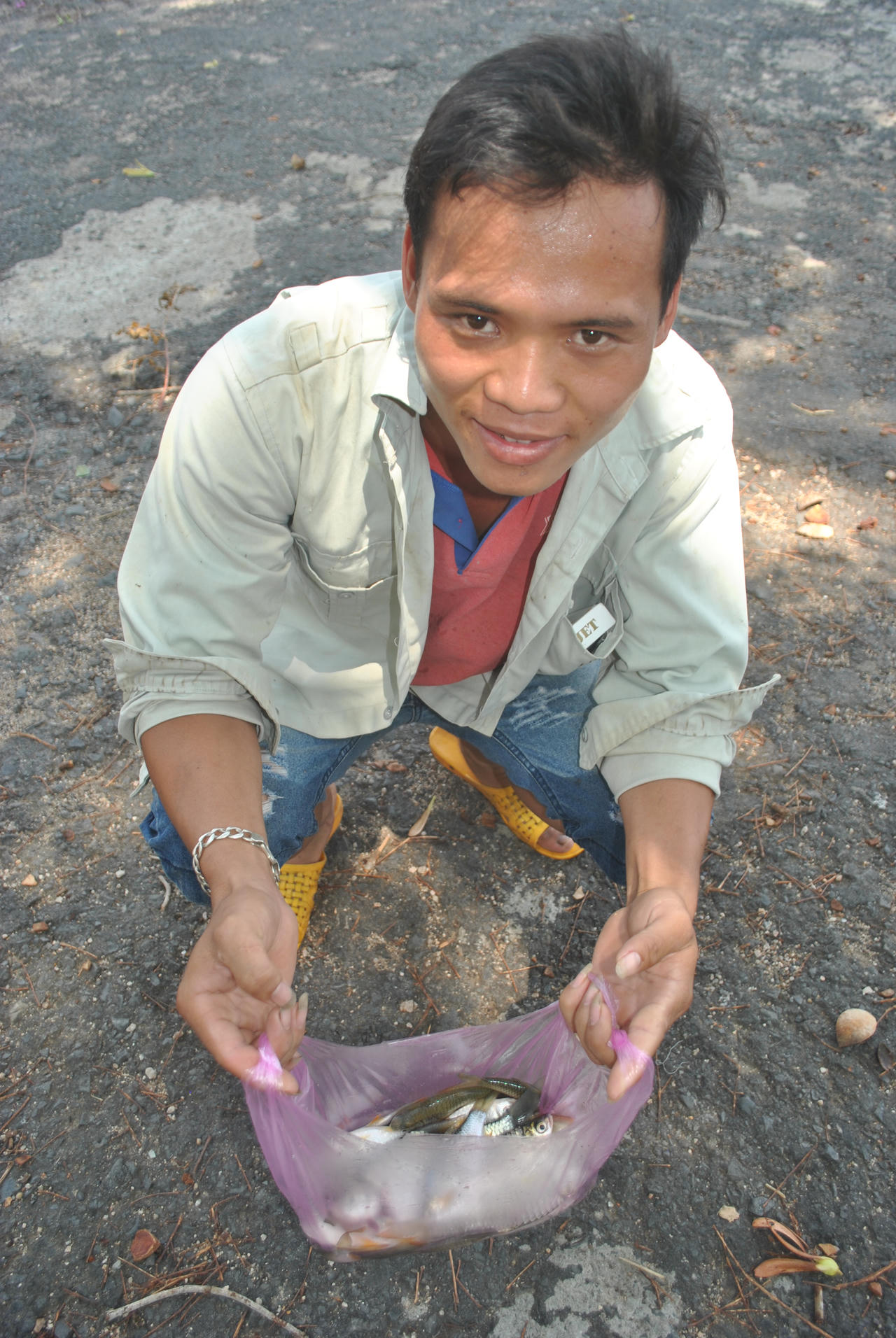 Hết nghèo, sống khỏe nhờ hồ trên núi