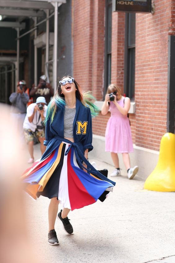 Nhung hoa tiet trang phuc duoc long phai dep he nay