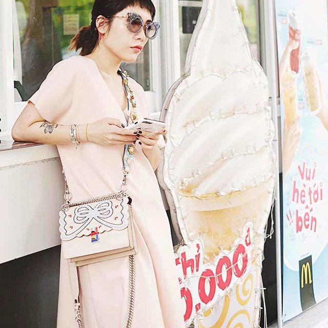 Thời trang dạo phố cực chất của fashionista Việt 