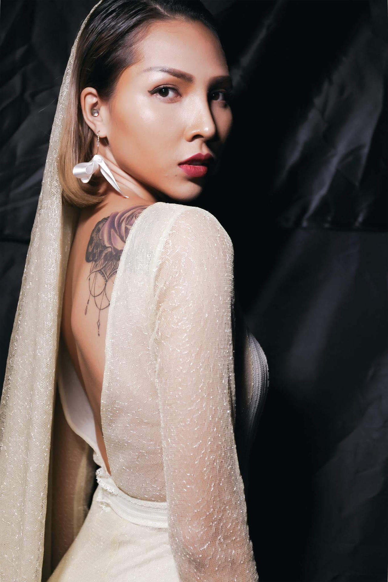 Siêu mẫu Minh Triệu: Yêu hết mình và không tính toán