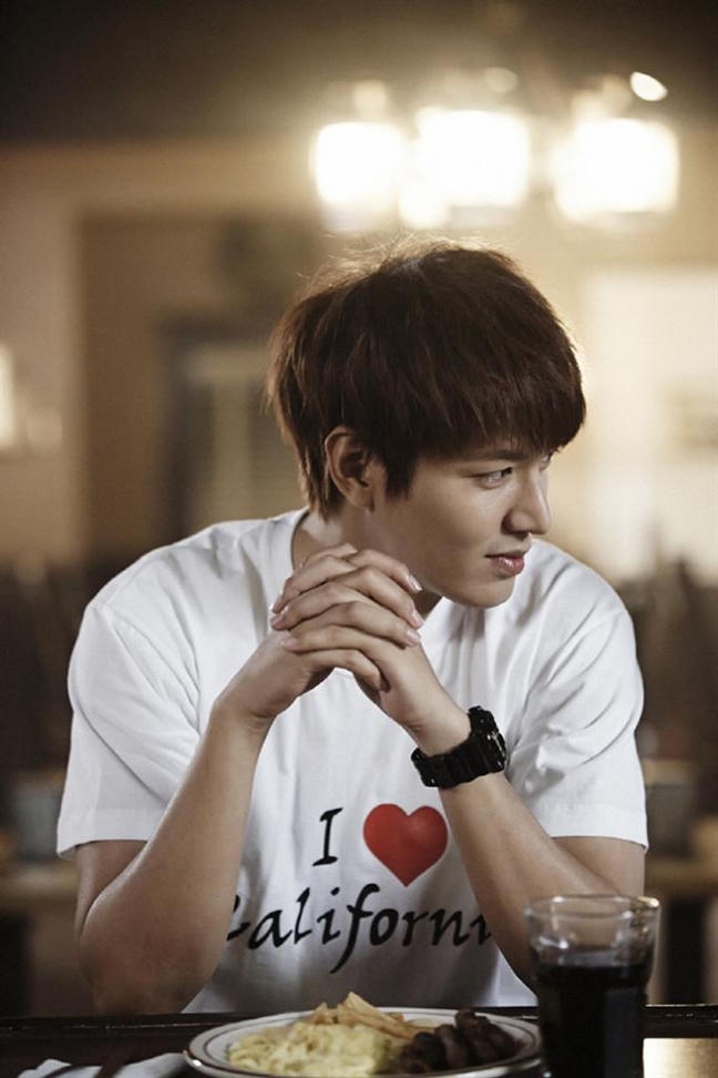 Lee Min Ho voi nhung bo canh 'chat lu' khi len phim
