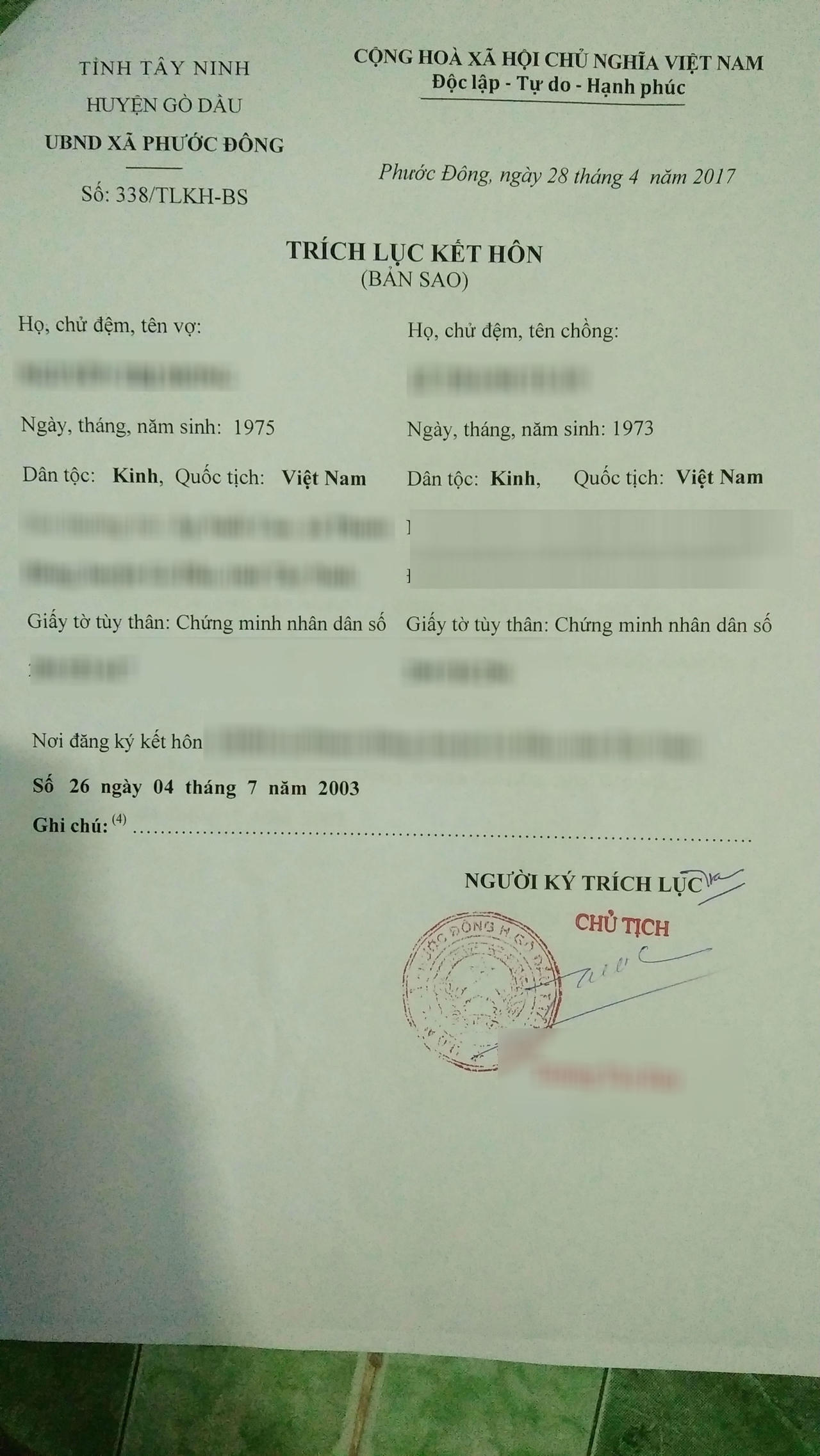 Ông chồng “lớn gan” trốn nhà đi làm đám cưới với “vợ mới”