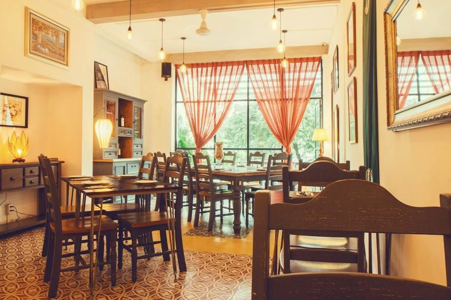 Nhung nha hang mang dam phong cach Phap tai Sai Gon hinh anh 14