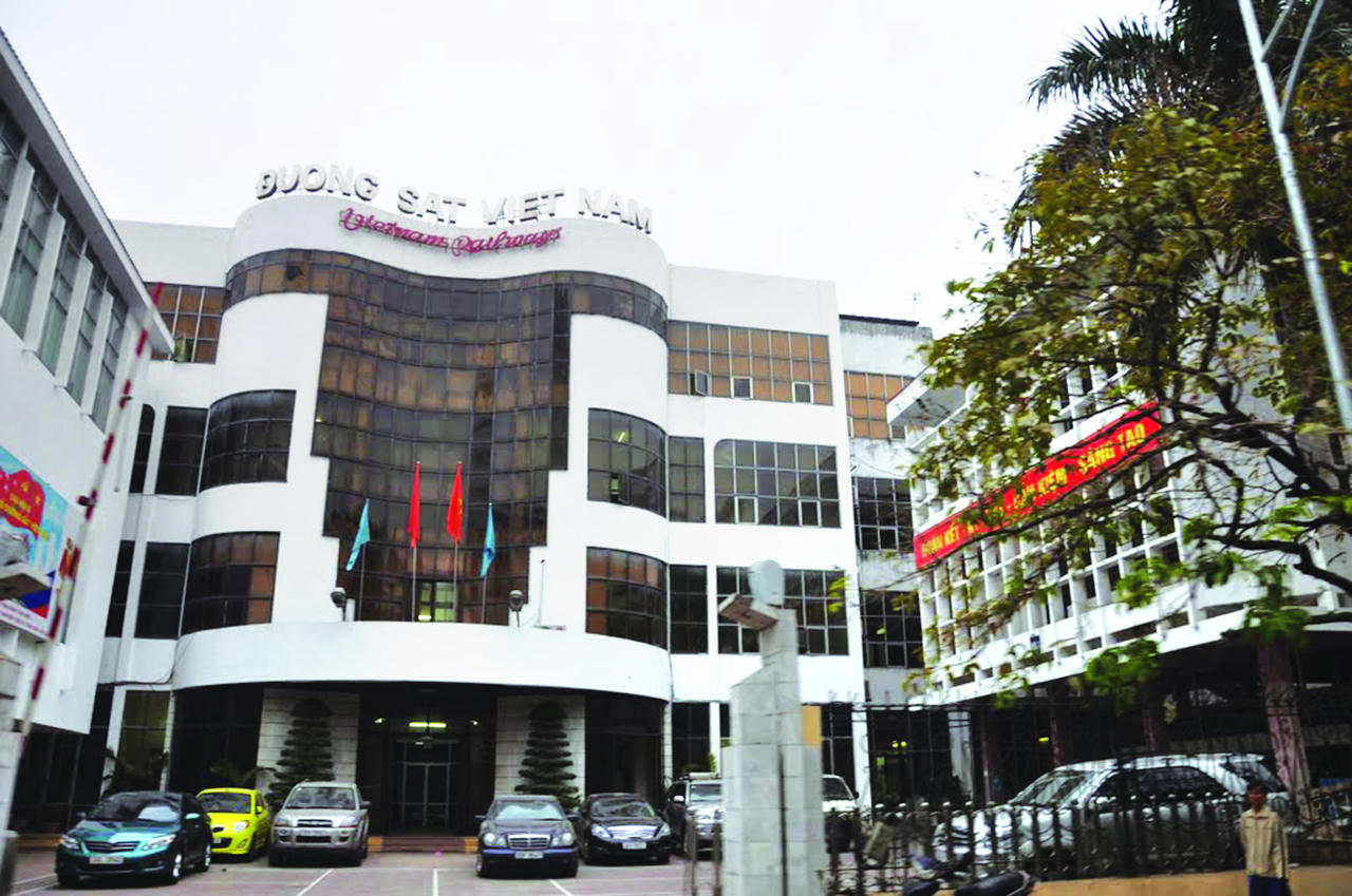 Đoàn công tác của Bộ Chính trị kiểm tra TCty ĐSVN, PMU đường Hồ Chí Minh...