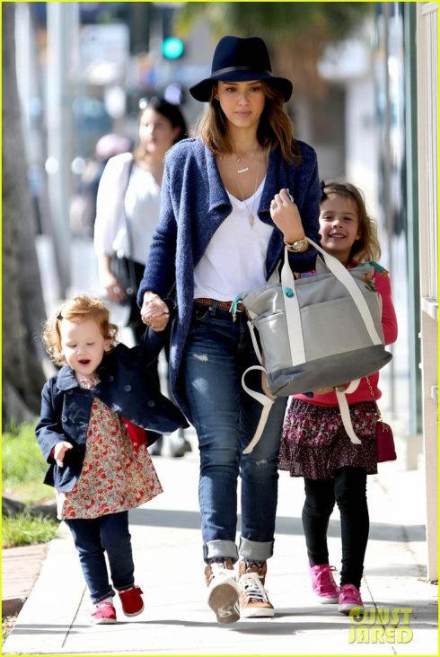 10 cặp mẹ con có gu thời trang đẹp nhất làng giải trí - 49