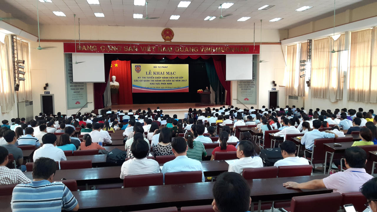 Khai mạc kỳ thi tuyển chấp hành viên sơ cấp 2017