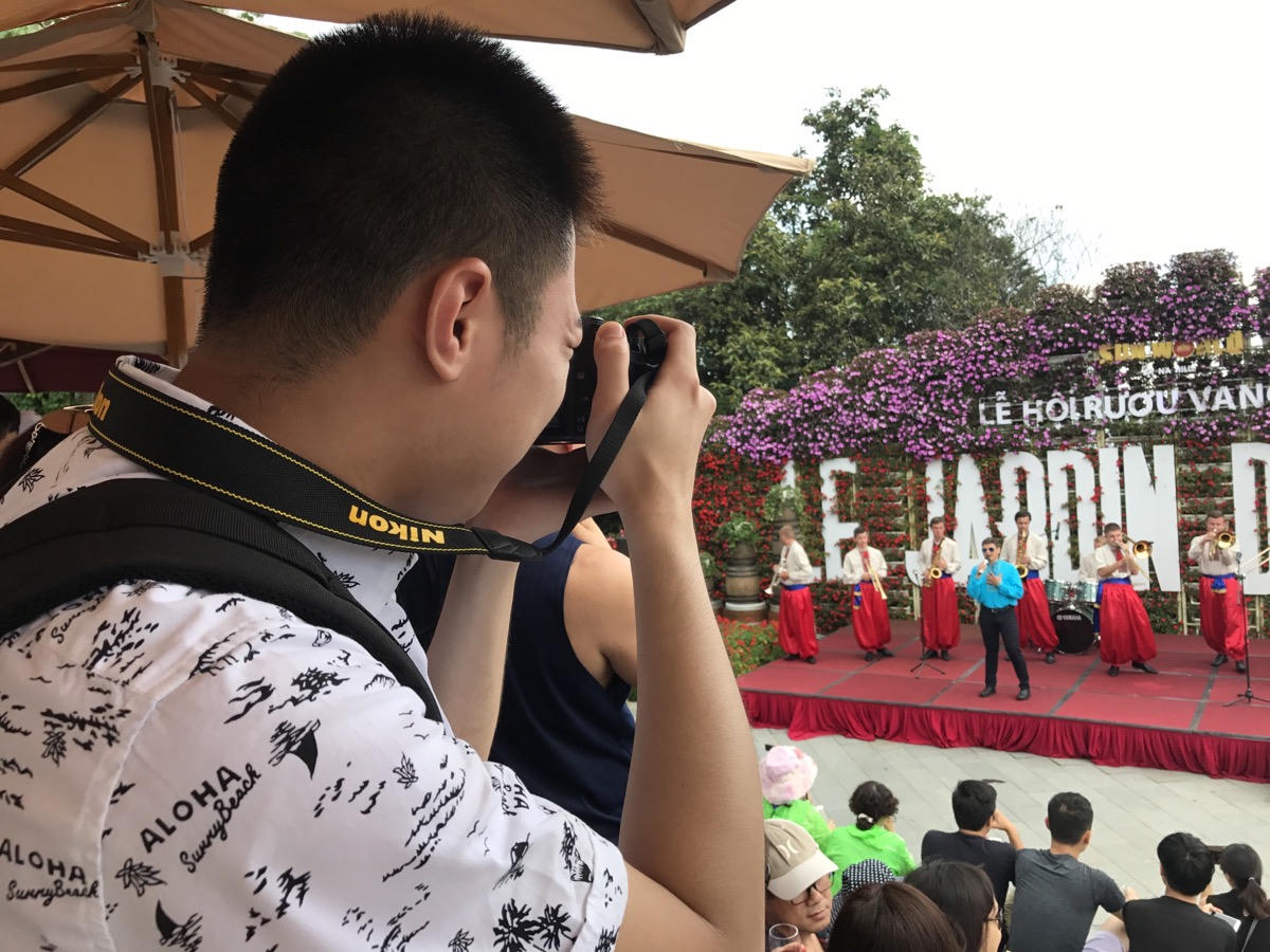 Vui quên lối về tại Lễ hội rượu vang Sun World Ba Na Hills 2017