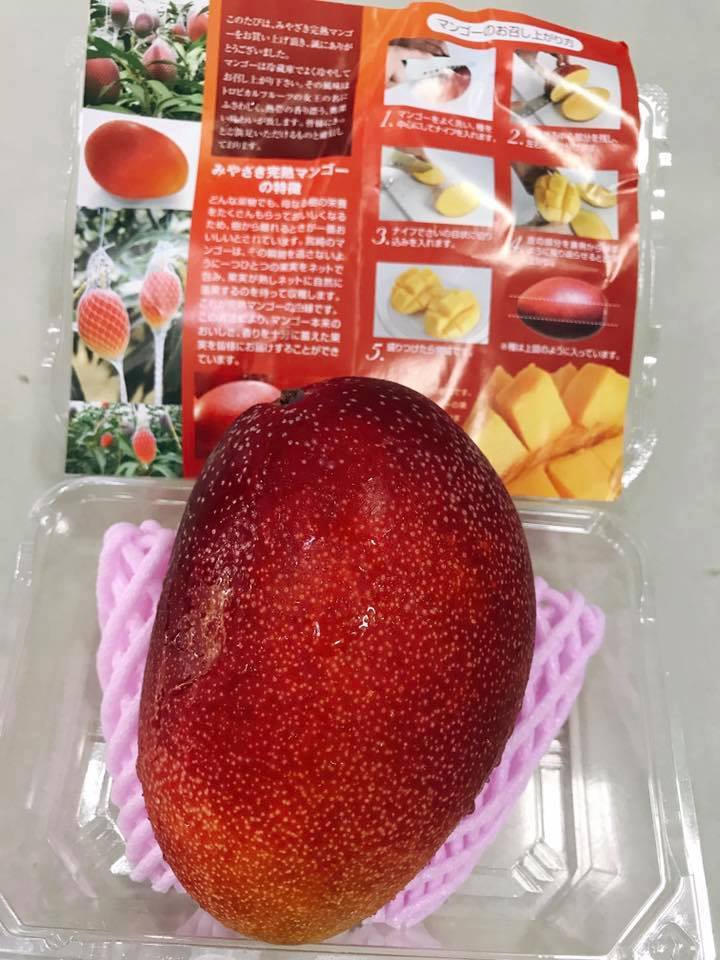 kiwi vang, xoai do, nho ngon tay thay vai, man cung tet doan ngo hinh anh 4