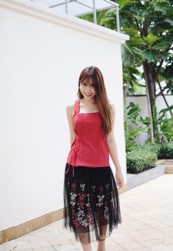 luu-huong-giang-mix-trang-phuc-thanh-lich-dao-pho-8