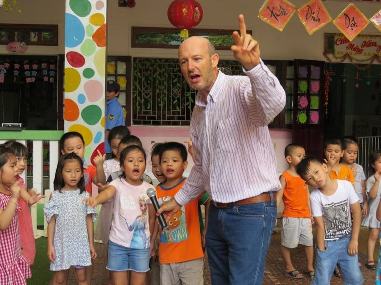 Nỗi đau làm nên chuyện cổ tích ở "làng thảm sát” 