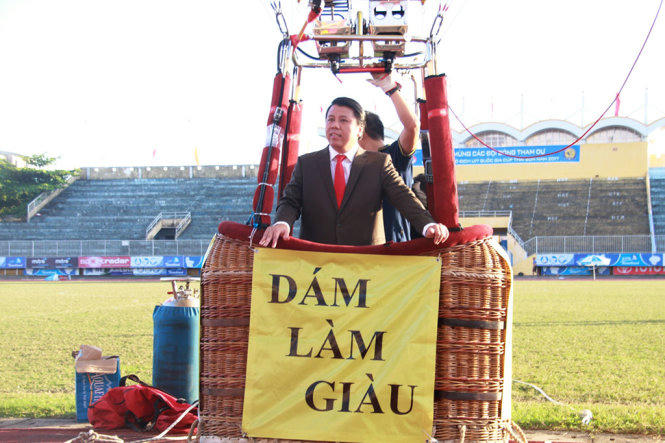 “Mưa tiền” rơi trên xứ Huế: “Làm giàu” chưa thấy, thấy phản cảm, vi phạm pháp luật