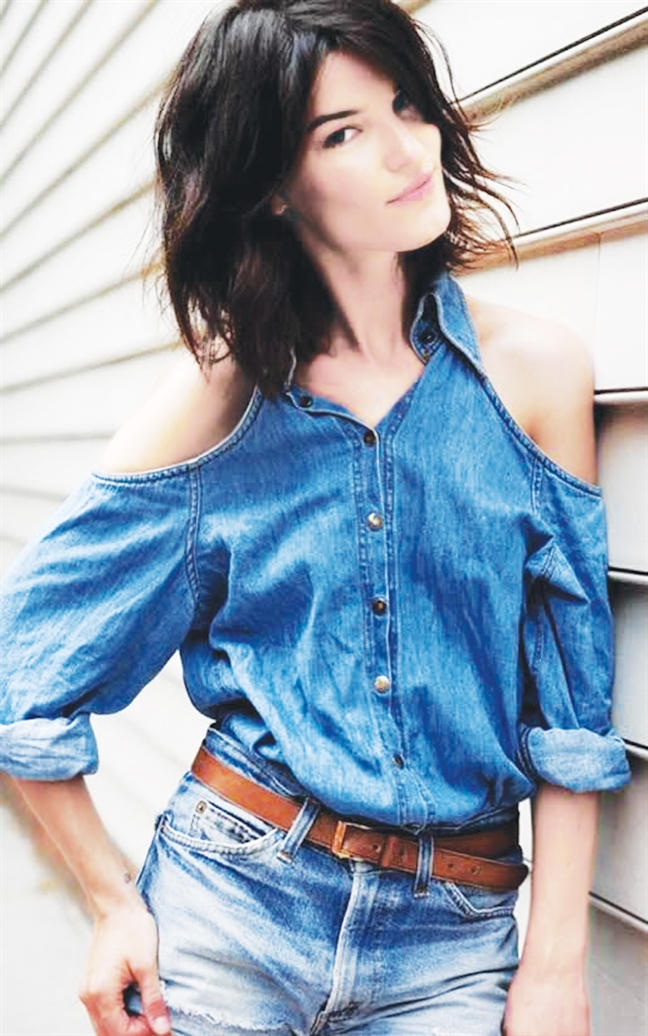 3 kieu ao ho vai giup phai dep khoe vung xuong don quyen ru