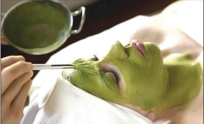 Hết nám nhờ lá trầu không