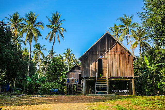 co-mot-buon-don-khac-rat-tinh-va-yen-binh
