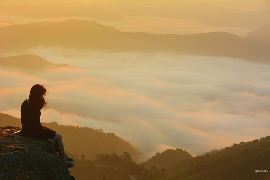 Ngam tron 'bien may, song sao' chi cach Ha Noi 150 km hinh anh 9