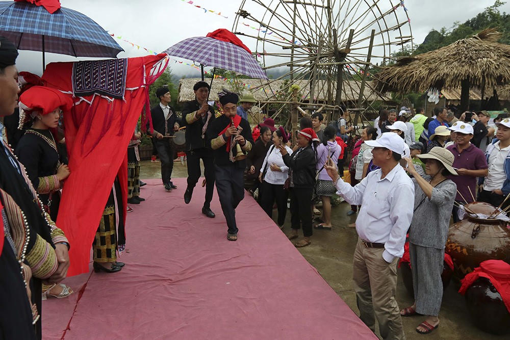 Tháng 7, say trong Không gian Ẩm thực Tây Bắc Sun World Fansipan Legend