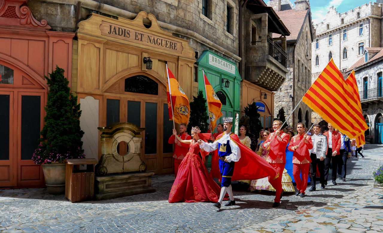 Sun World Ba Na Hills ba lần liên tiếp nhận danh hiệu “Khu du lịch hàng đầu Việt Nam”