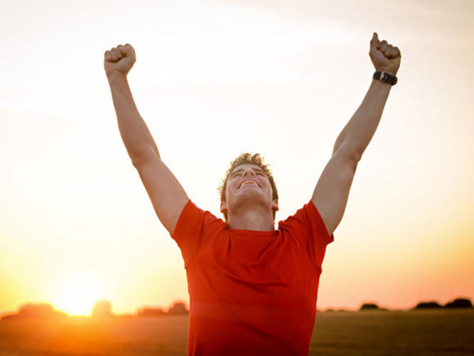 chuyen gi se xay ra khi ban an mot qua trung vao bua sang moi ngay hinh 1