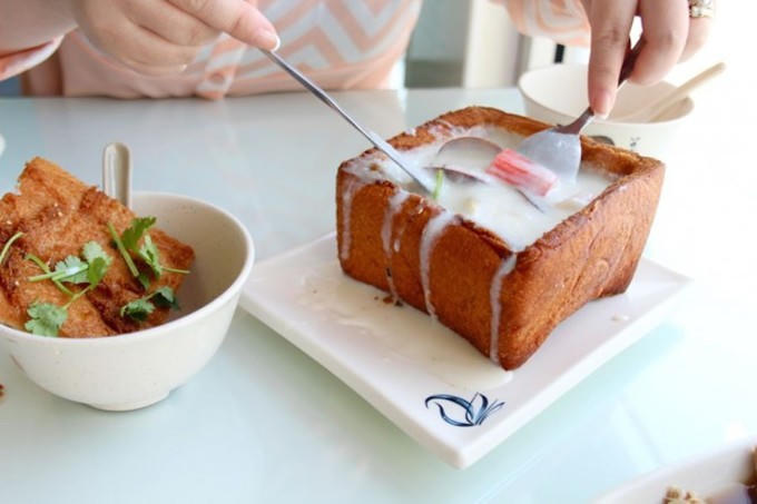 Bánh mì quan tài - món ăn đường phố độc đáo của Đài Loan