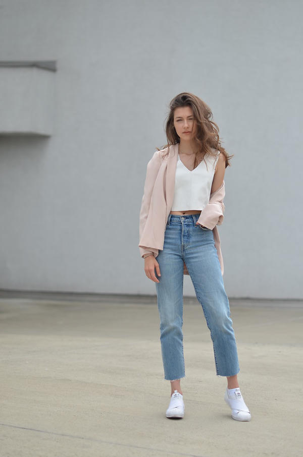 dien-ao-crop-top-chat-nhu-sao-viet-5