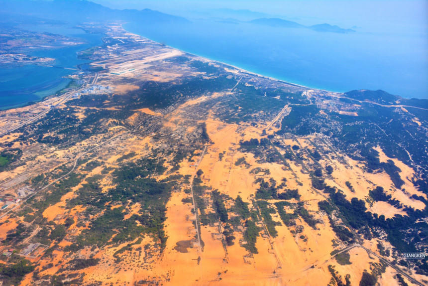 Mua he ruc lua tren cung duong bien dep nhat Viet Nam hinh anh 13