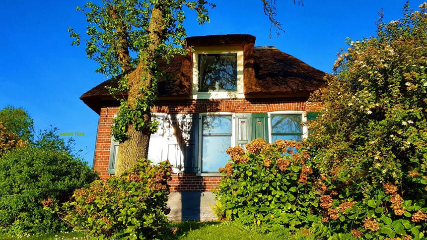 Khach Viet ngan ngo truoc ngoi lang co tich dep nhat the gioi hinh anh 12