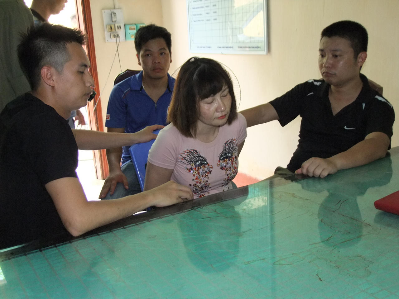 Hòa Bình: Bắt giữ đối tượng vận chuyển 30 bánh heroin