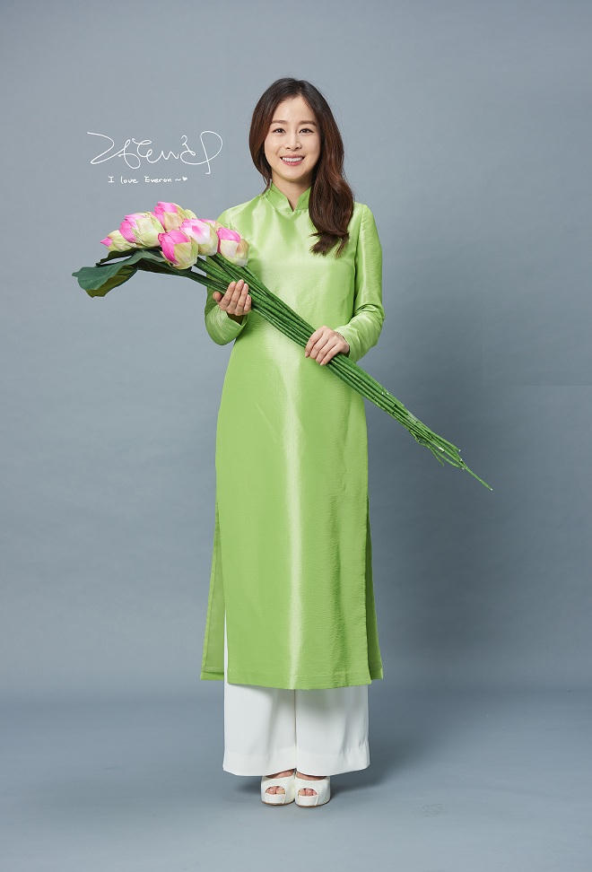 Kim Tae Hee – Đại sứ thương hiệu EVERON gửi lời chào tới Fan Việt