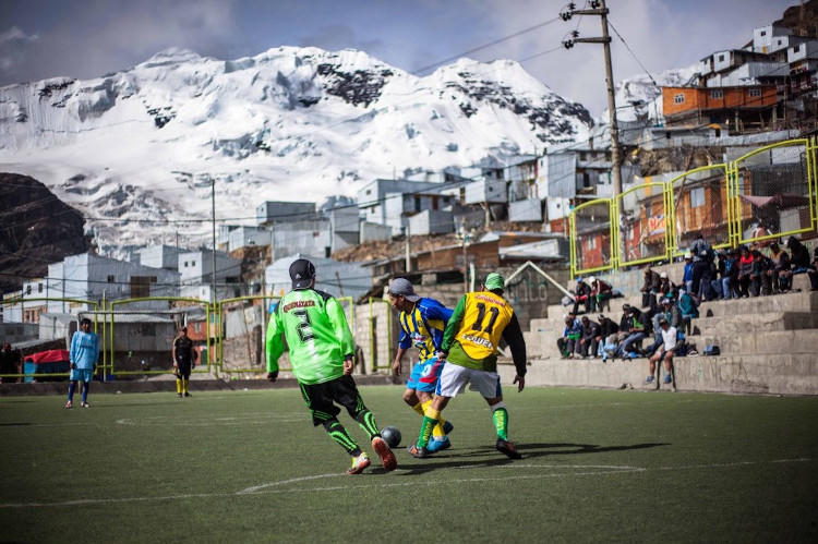 Trải nghiệm cuộc sống trên mỏ vàng cao nhất thế giới