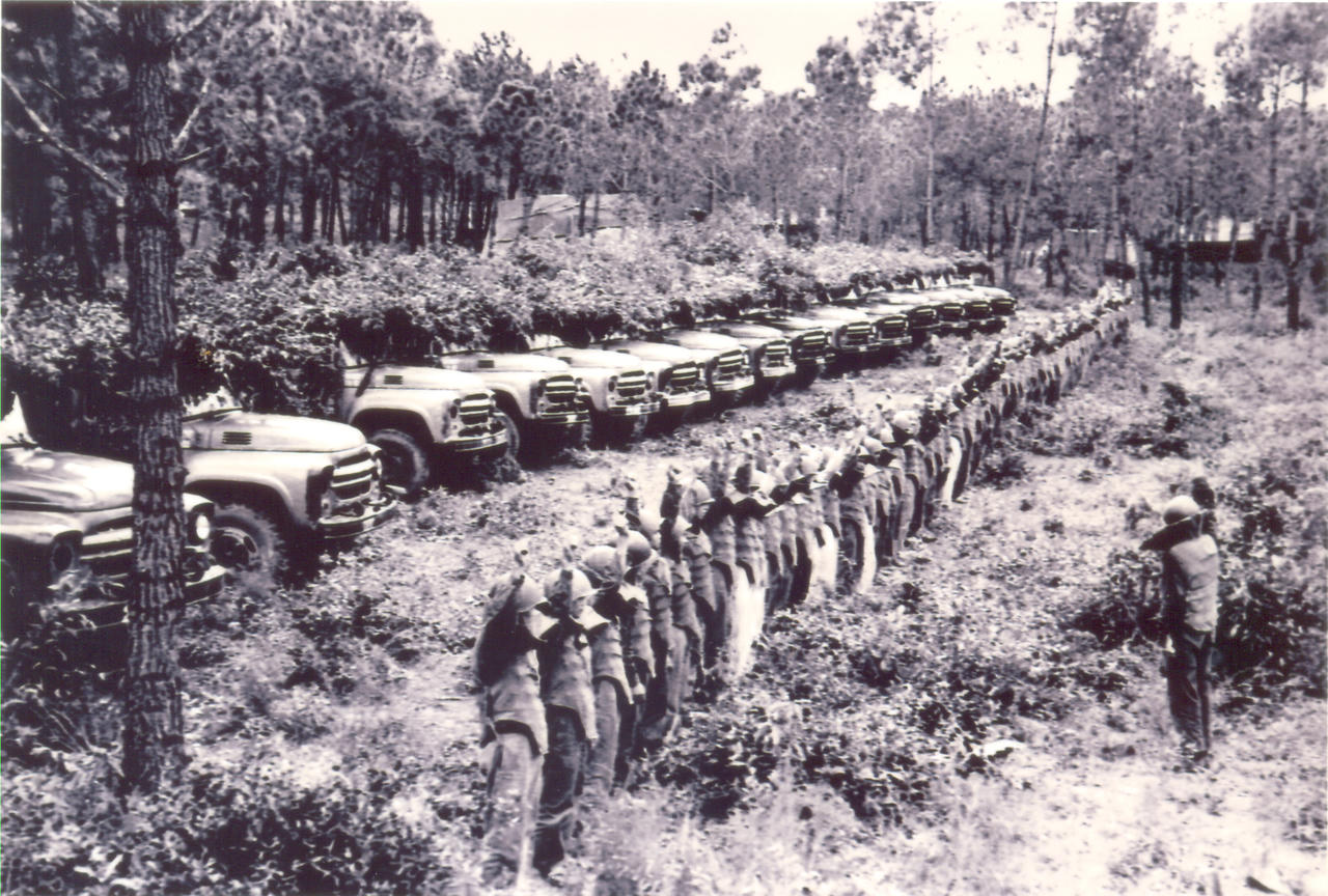 Nhiếp ảnh gia Hứa Thanh Kiểm và những khoảnh khắc bi tráng trên “cung đường lửa“