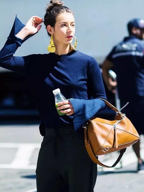 Phối đồ chuẩn với áo tay phồng, tay loe đang hot