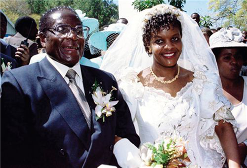 Vợ trẻ của Tổng thống “đòi” chồng nhường chức