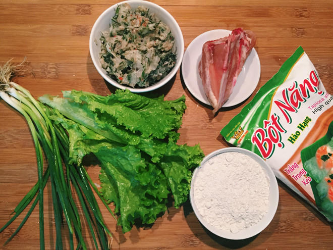 Che bien banh canh cha ca don gian doi vi cho gia dinh hinh anh 1