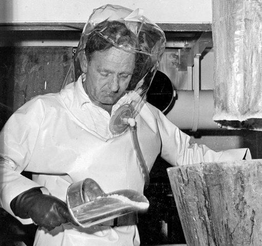 Từng có nhà máy sản xuất khí độc Sarin tuyệt mật giữa lòng nước Anh?