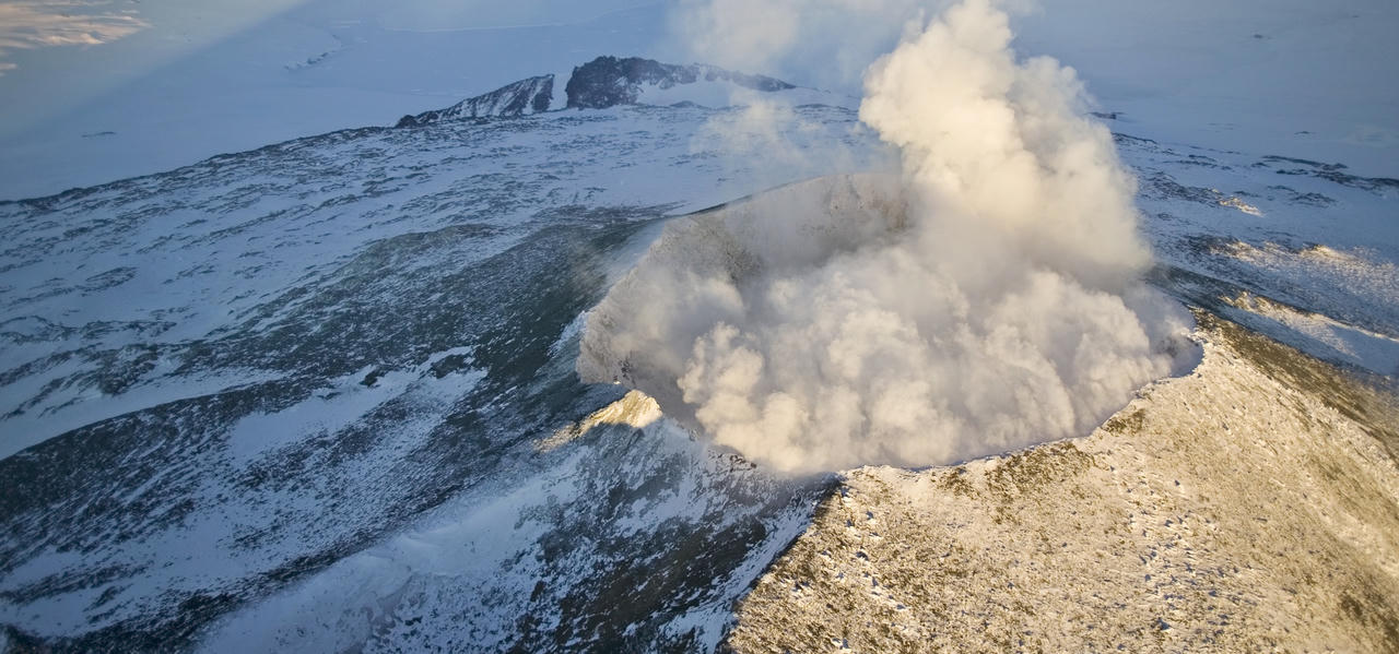 Phát hiện “chảo lửa” giữa Nam Cực lạnh lẽo