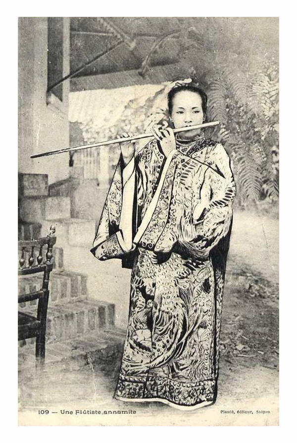 Vì sao nghề ca sĩ bị xã hội phong kiến khinh miệt “xướng ca vô loài”?