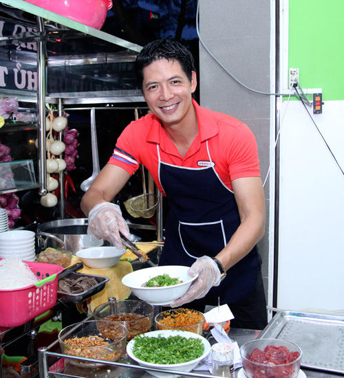 nhung-nha-hang-quan-an-dong-khach-cua-sao-viet-o-sai-gon-7