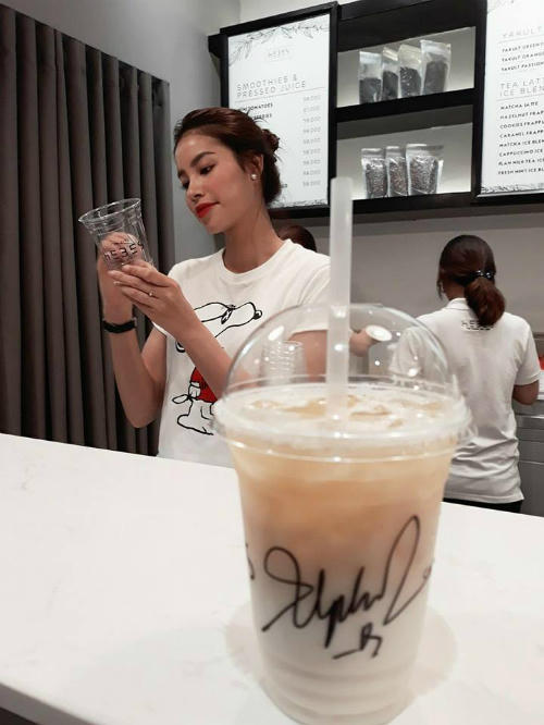 nhung-nha-hang-quan-an-dong-khach-cua-sao-viet-o-sai-gon-4