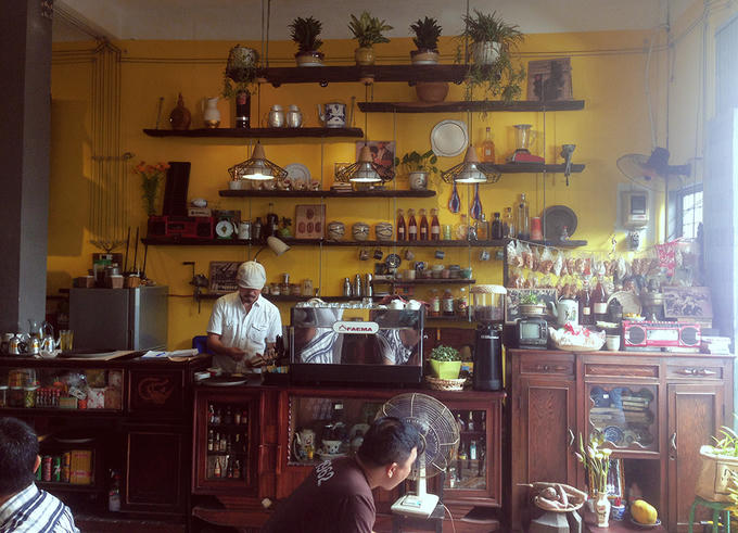 Quán cà phê như một ngôi nhà cũ ở Đà Nẵng