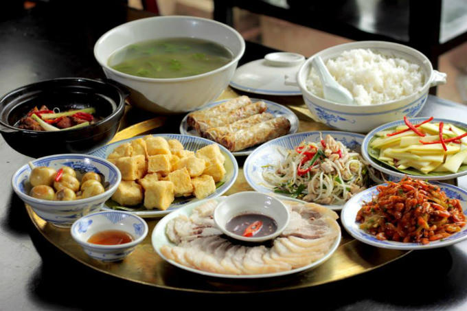 an-com-chan-canh-thoi-quen-sai-lam-ma-it-nguoi-de-y