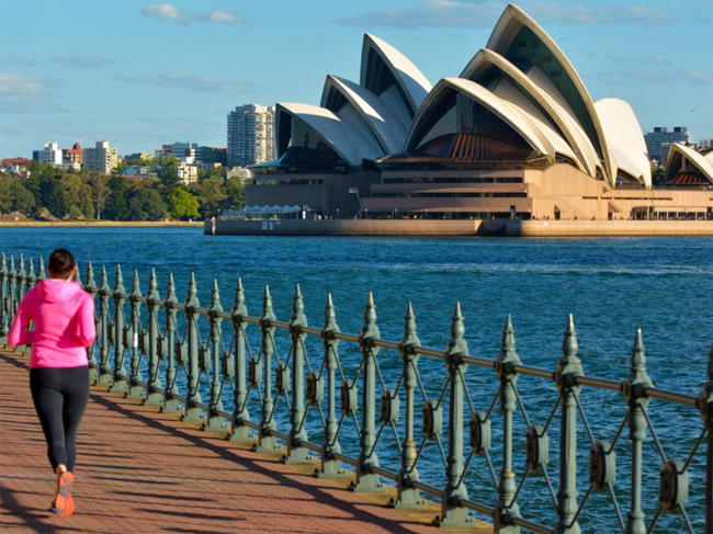 7-noi-dang-di-trong-hanh-trinh-70-quoc-gia-cua-co-gai-nguoi-anh-6