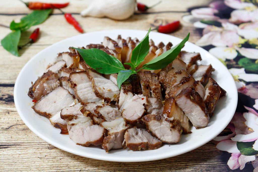 Thit ba chi nuong sa ot doi mon cho ngay cuoi tuan hinh anh 7