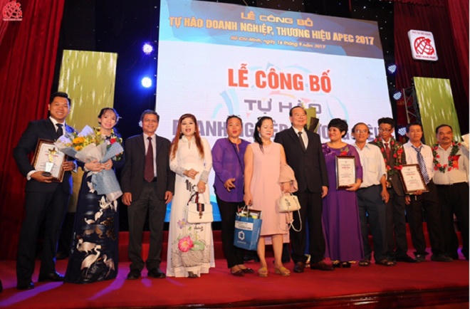 Việt Hưng Phát được vinh danh “Top 10 Thương hiệu tiêu biểu APEC- 2017”