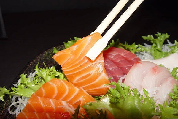 kieng-ky-khi-dung-dua-cua-nguoi-xua-ban-co-vo-tinh-pham-phai-12