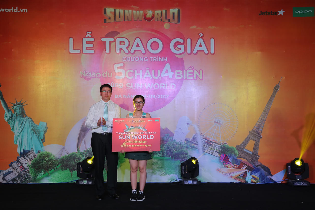 Các khách hàng Sun World bất ngờ trúng thưởng tour du lịch quốc tế tới Pháp, Úc