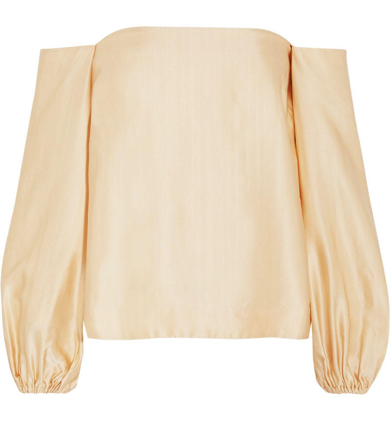 Bí quyết tạo phong cách thời trang công sở gợi cảm