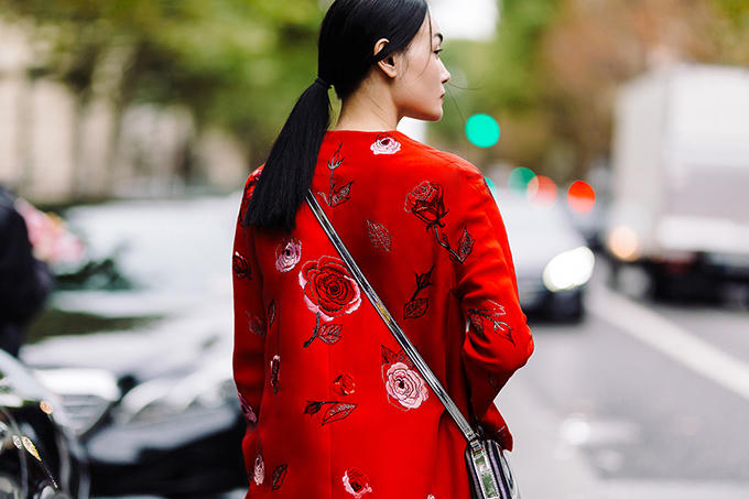 thuy-trang-lang-xe-thoi-trang-viet-tren-pho-paris-8